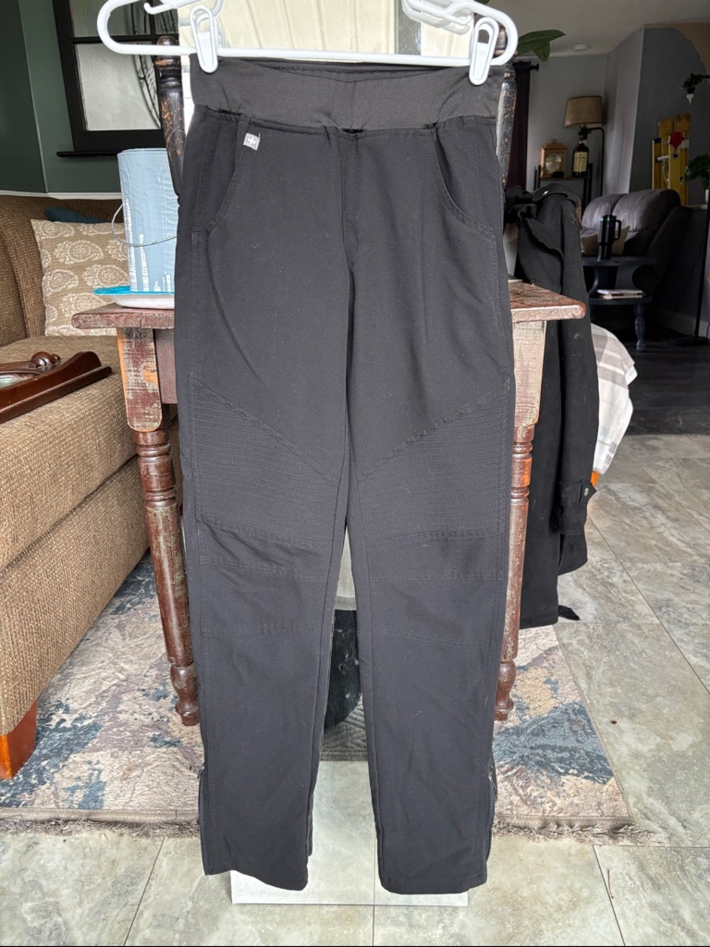 Scrubs: Women’s Black Performance Stretch Pants
